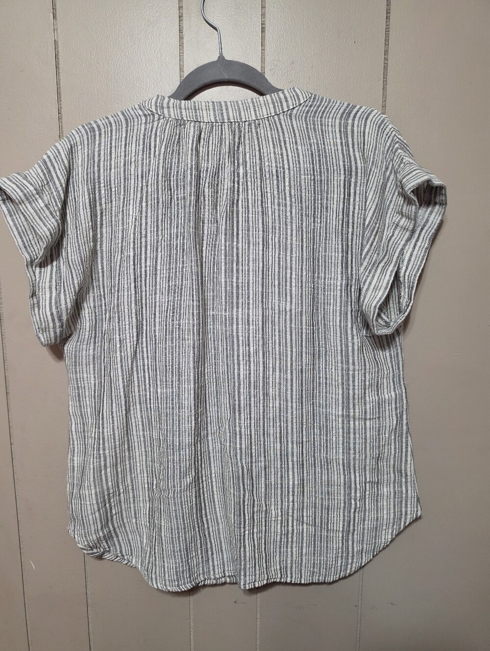 Cloth & Stone Blouse - Picture 2 of 3